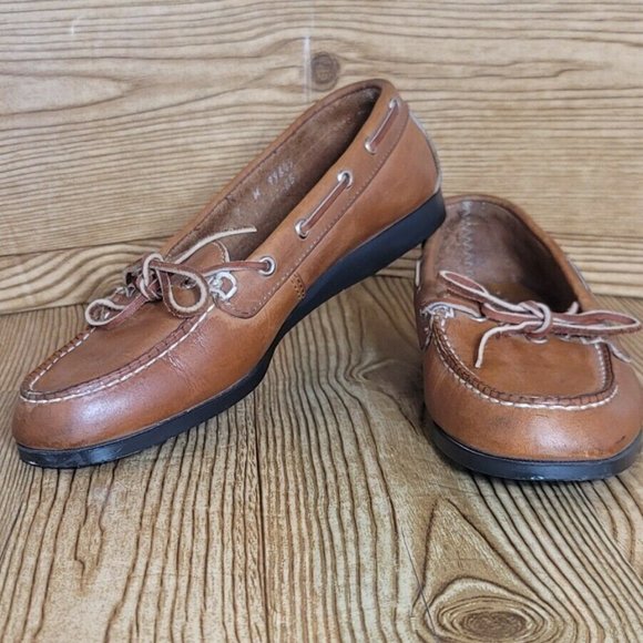 Sebago Shoes | Sebago Campsides Women Loafers Size 9 M Brown Leather SB2 | Color: Brown | Size: 9 | Shopperzdelight's Closet